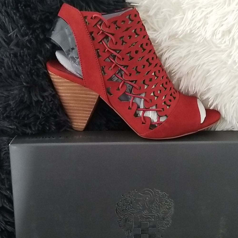 Vince Camuto sandals